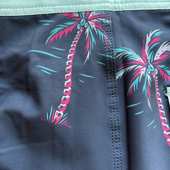 Men’s Roark Passage Mariner Navy Boardshorts Size 32 NWT - Picture 12 of 13